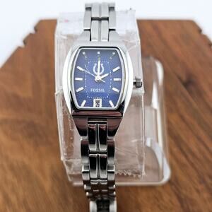Fossil Women's Silver Indianapolis Colts Three Hand Date Watch NFL Football Fan
